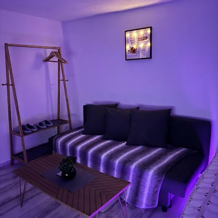 Studio Nebiu 1 *
