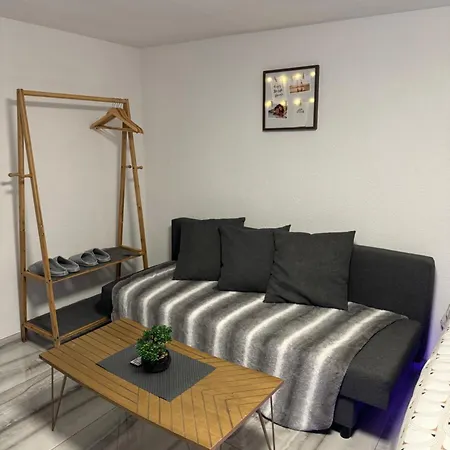 Studio Nebiu 1 Apartment